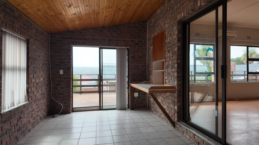 2 Bedroom Property for Sale in Stilbaai Wes Western Cape